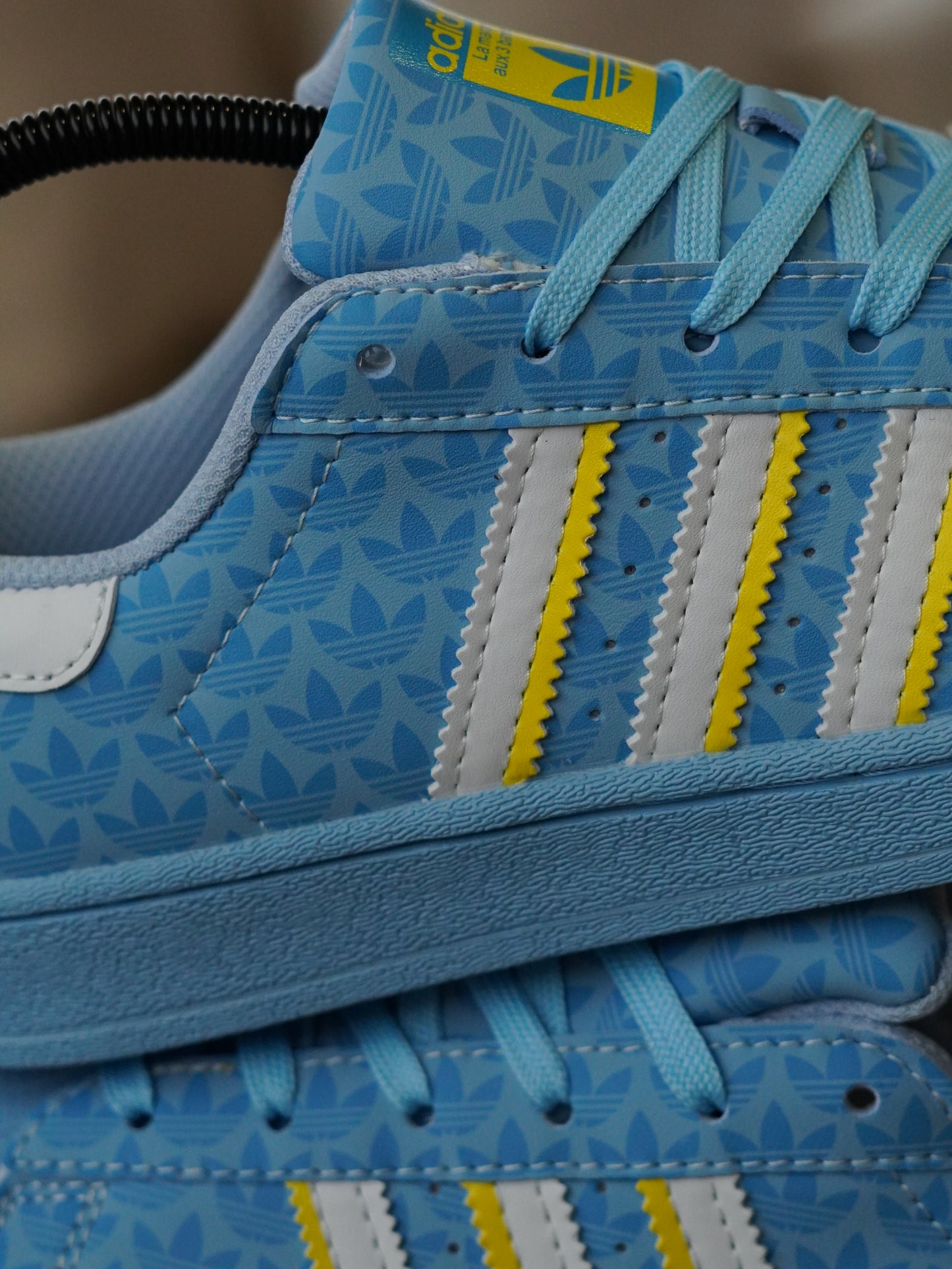 Adidas Superstar azul claro