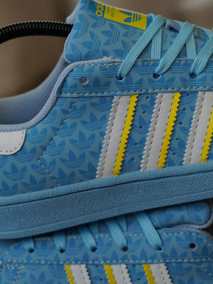 Adidas Superstar azul claro