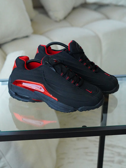 NIKE NOCTA STEP 2 NEGRO - ROJO METALIC