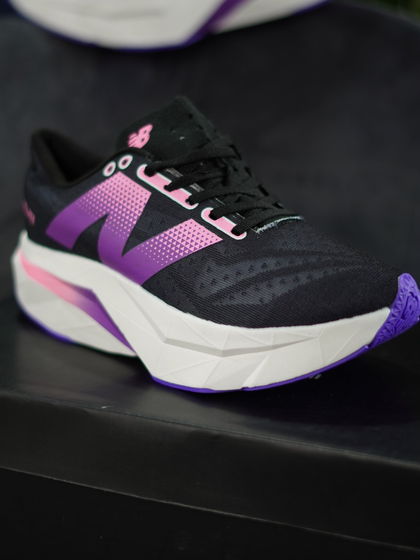 New Balance FuelCell Rebel v4 / Purple / Black