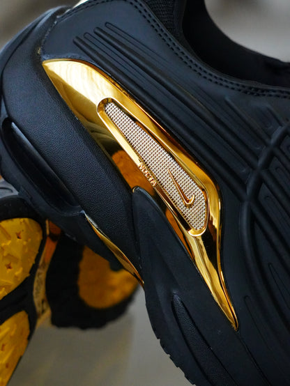 NIKE NOCTA STEP 2 NEGRO DORADO
