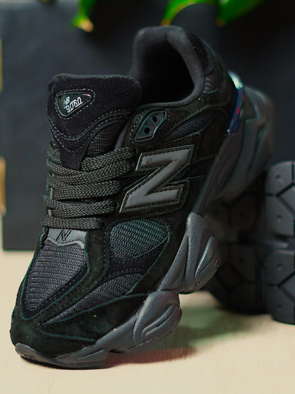 New Balance 9060 / Triple Black