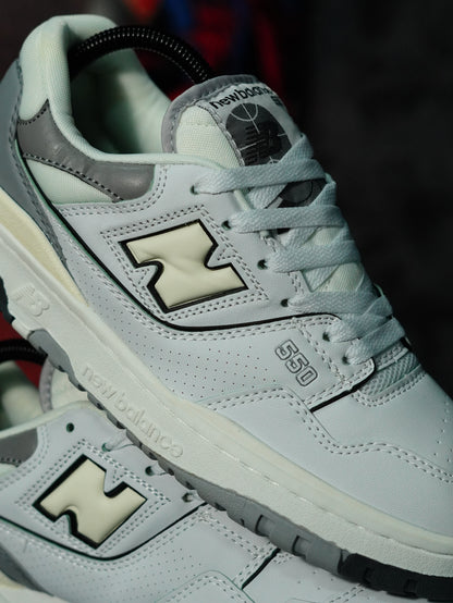 New Balance 550 "White Marblehead"
