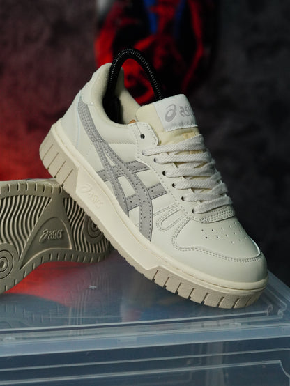 Asics Court MZ