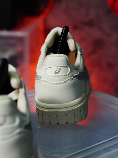 Asics Court MZ