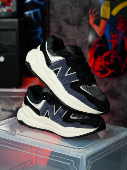 New Balance 57/40 Black Navy