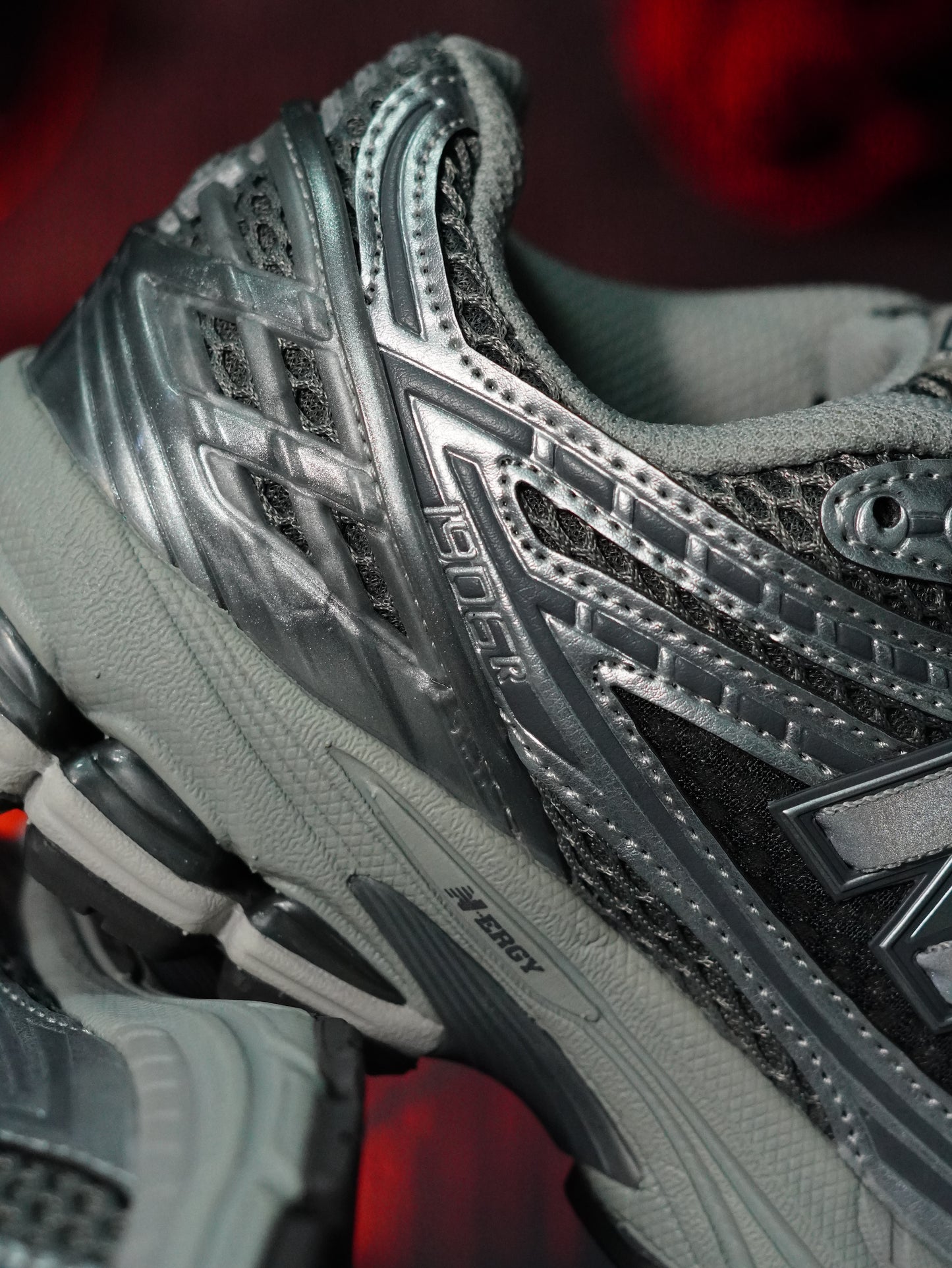 New Balance 1906R "Harbor Grey" / "Liquid Silver"