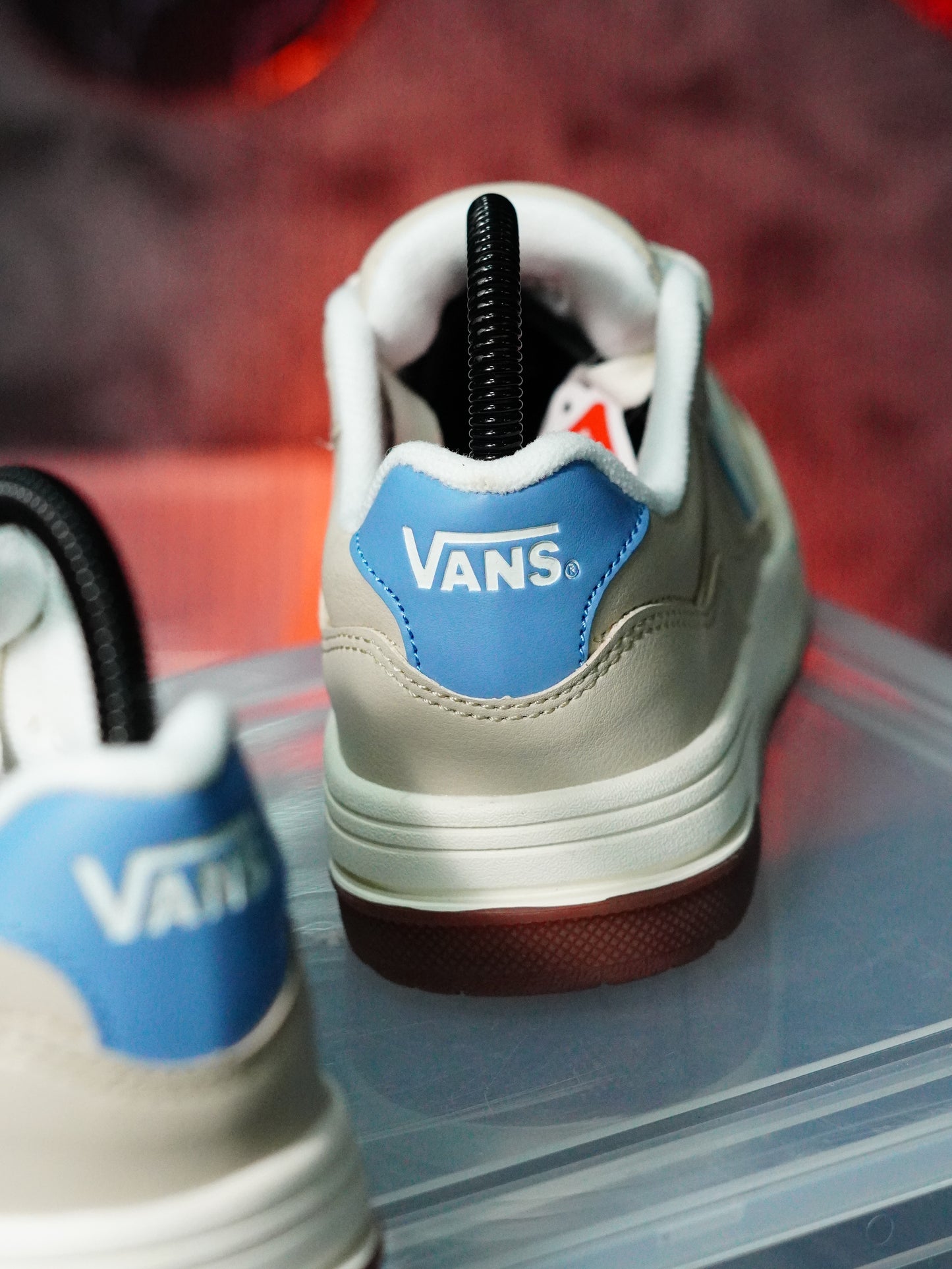 Vans Upland Pop Silver