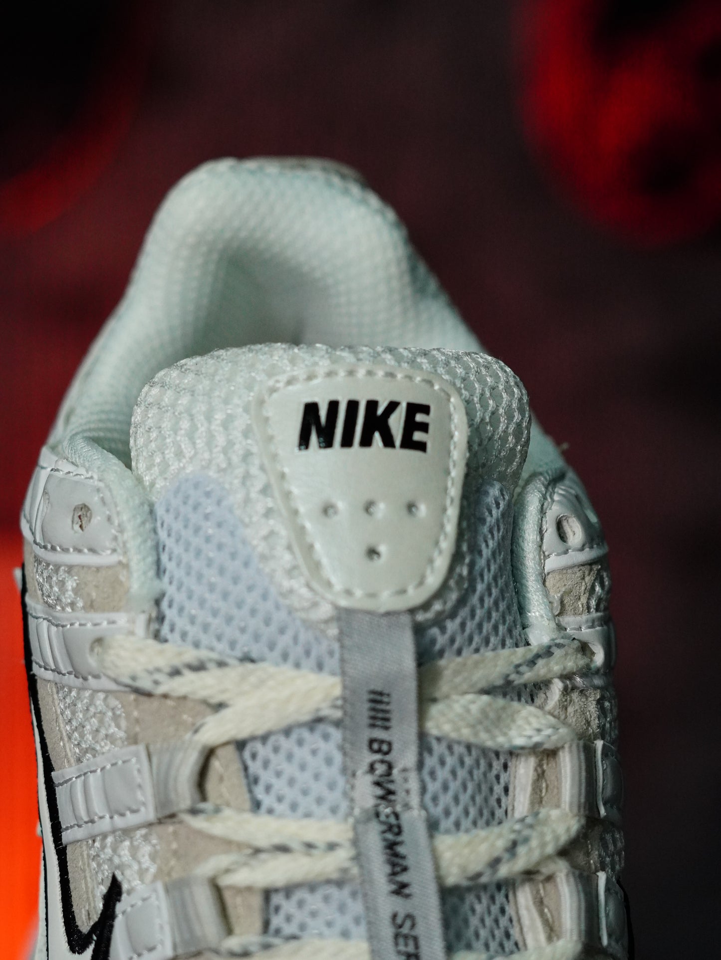 Nike P-6000 Summit White y Light Bone