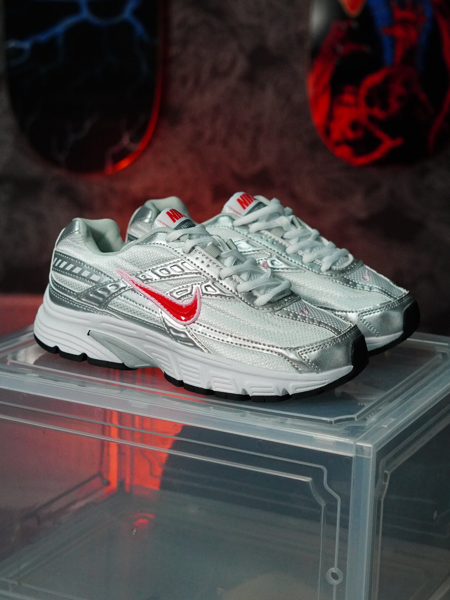 Nike Initiator