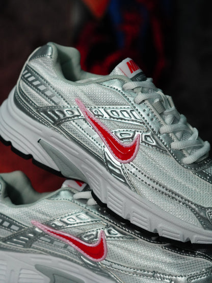 Nike Initiator