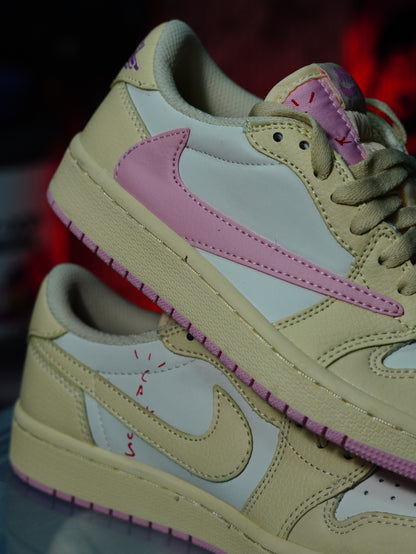 Air Jordan 1 Retro Low OG SP x Travis Scott "Shy Pink"