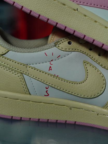 Air Jordan 1 Retro Low OG SP x Travis Scott "Shy Pink"