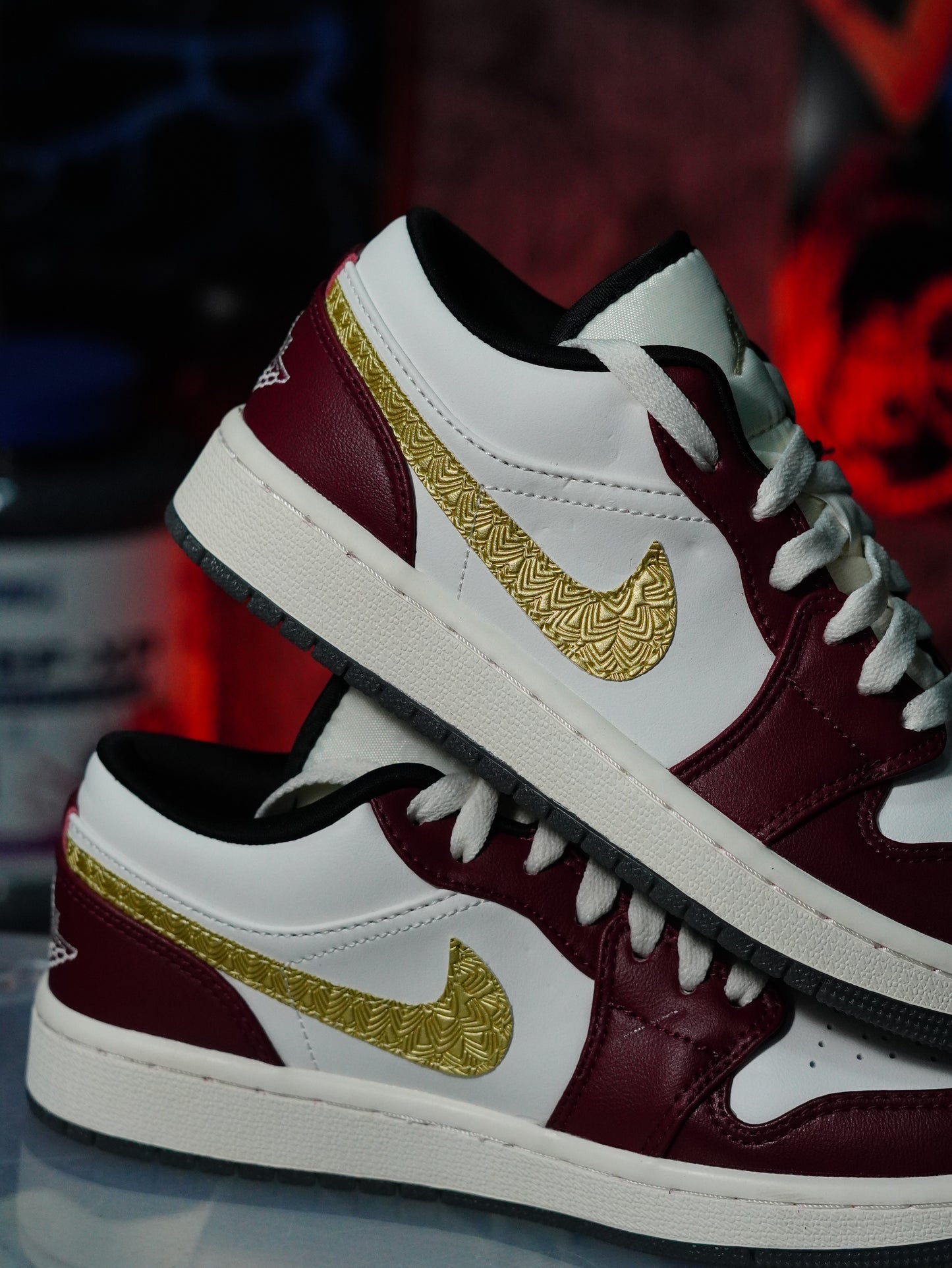 Air Jordan 1 Low SE “Year of the Dragon”