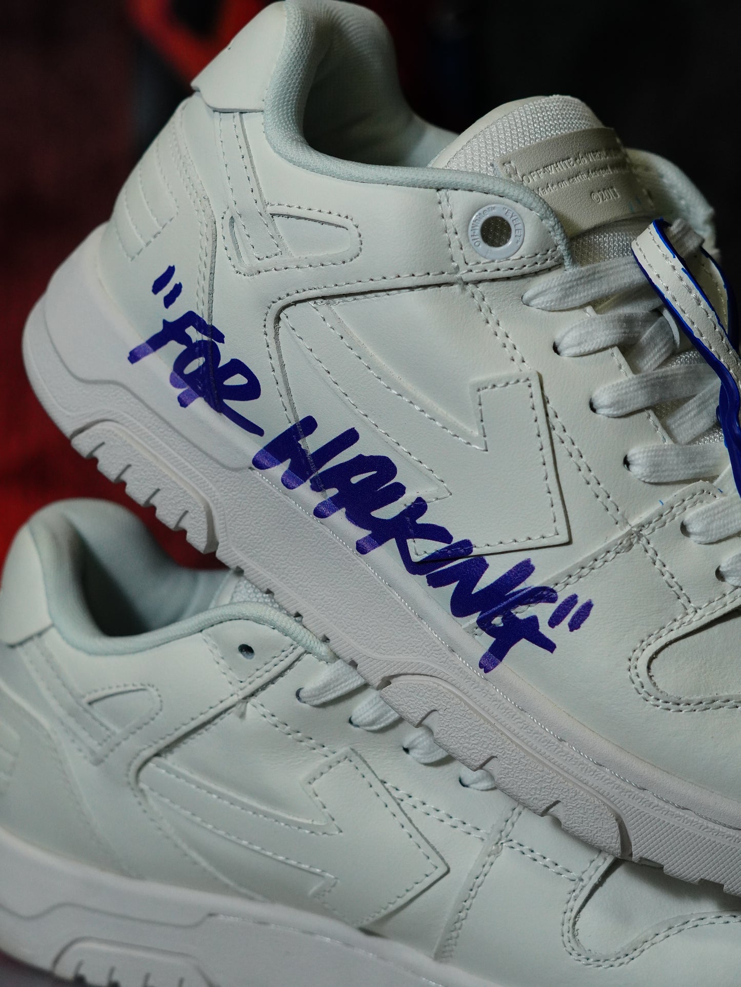Off-White Out of Office "For Walking" G5
