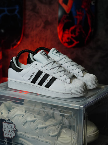 Adidas Superstar