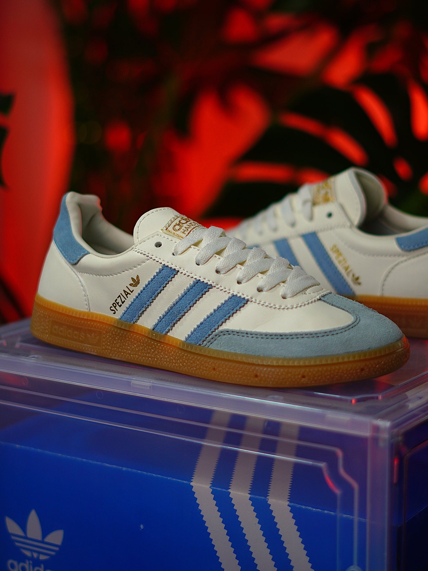 Adidas Handball Spezial / White Light Blue