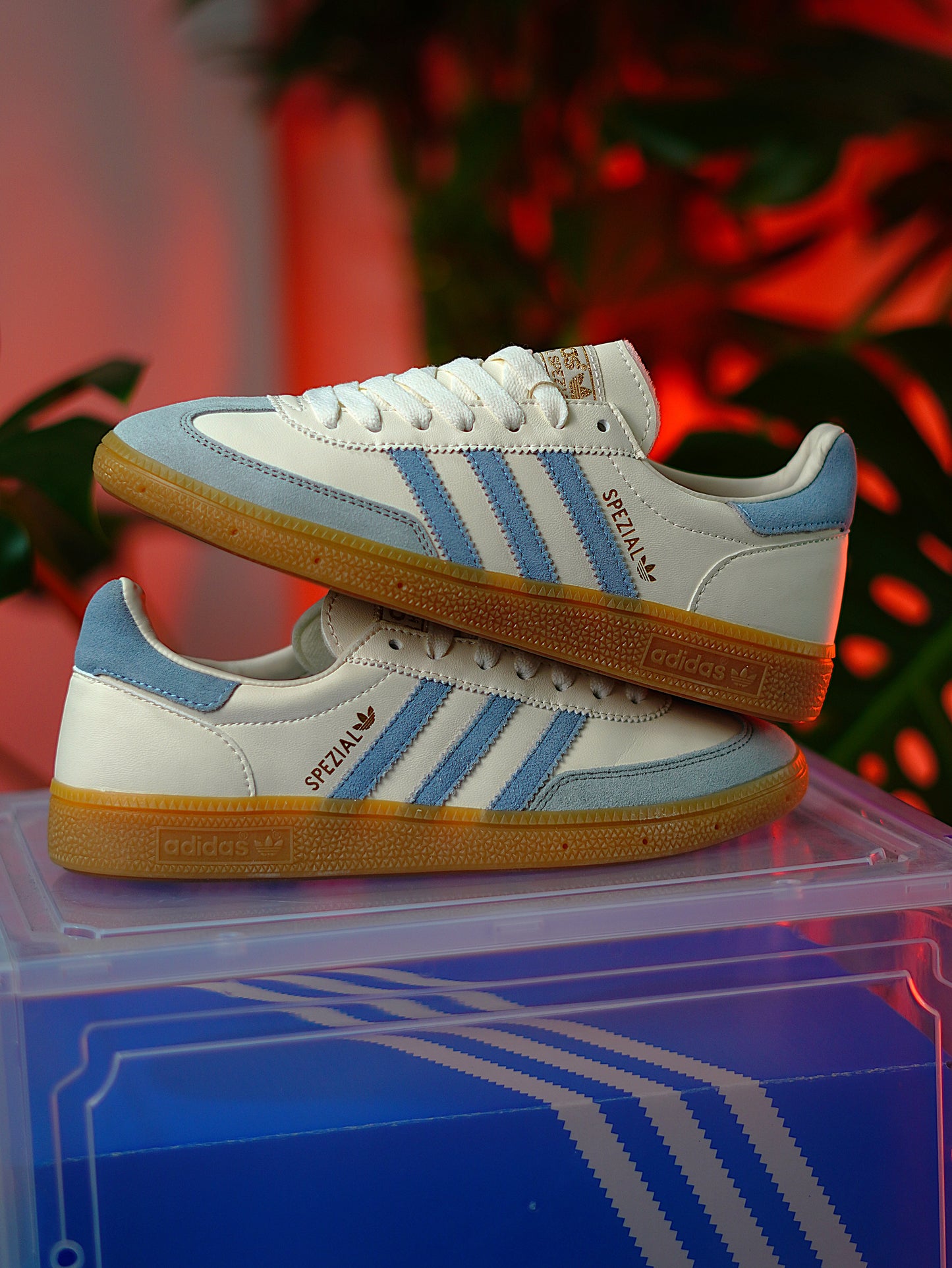 Adidas Handball Spezial / White Light Blue