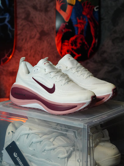 Nike Vomero Plus