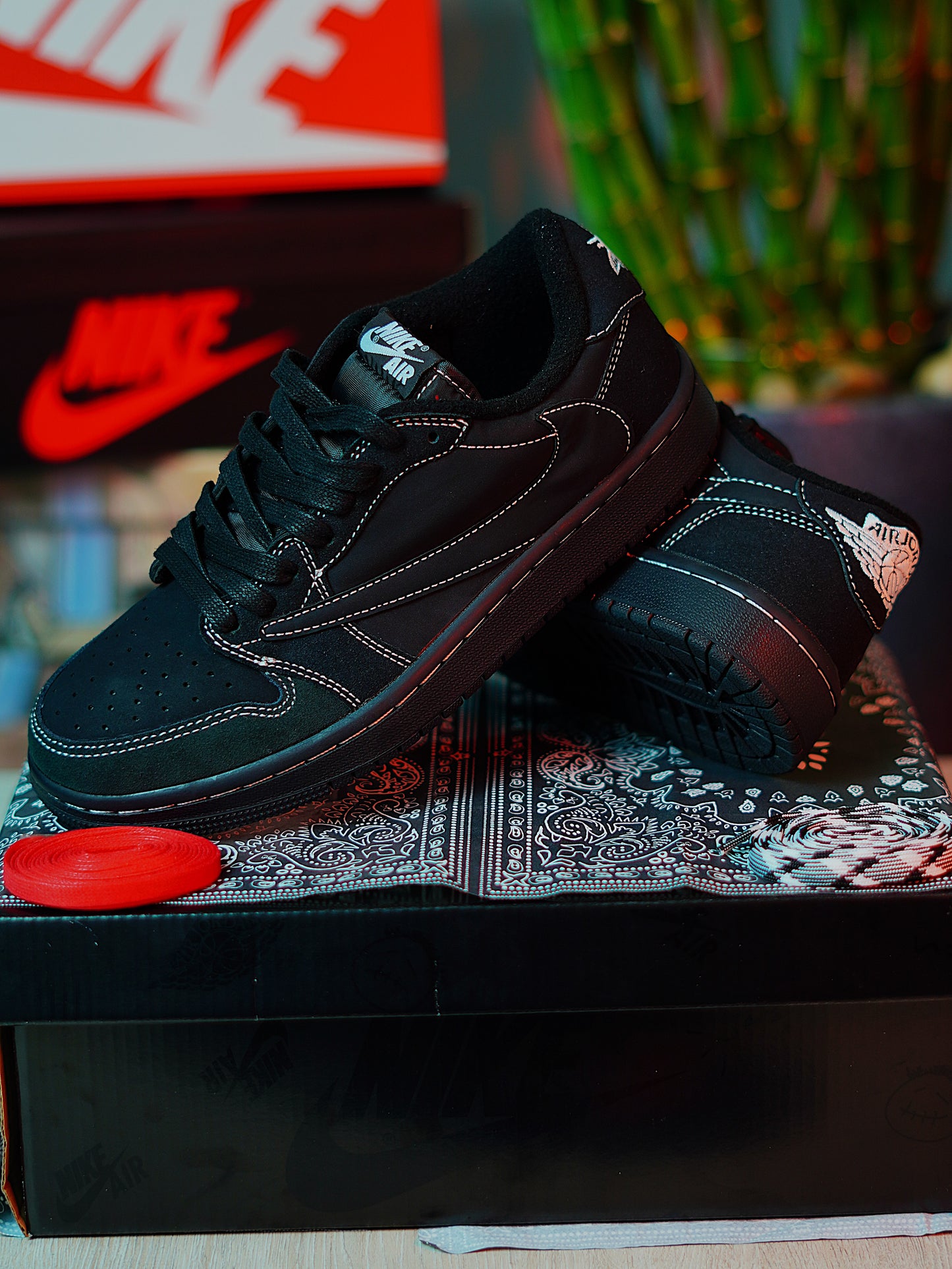 Nike Jordan Retro 1 Low x Travis Scott Black Phantom