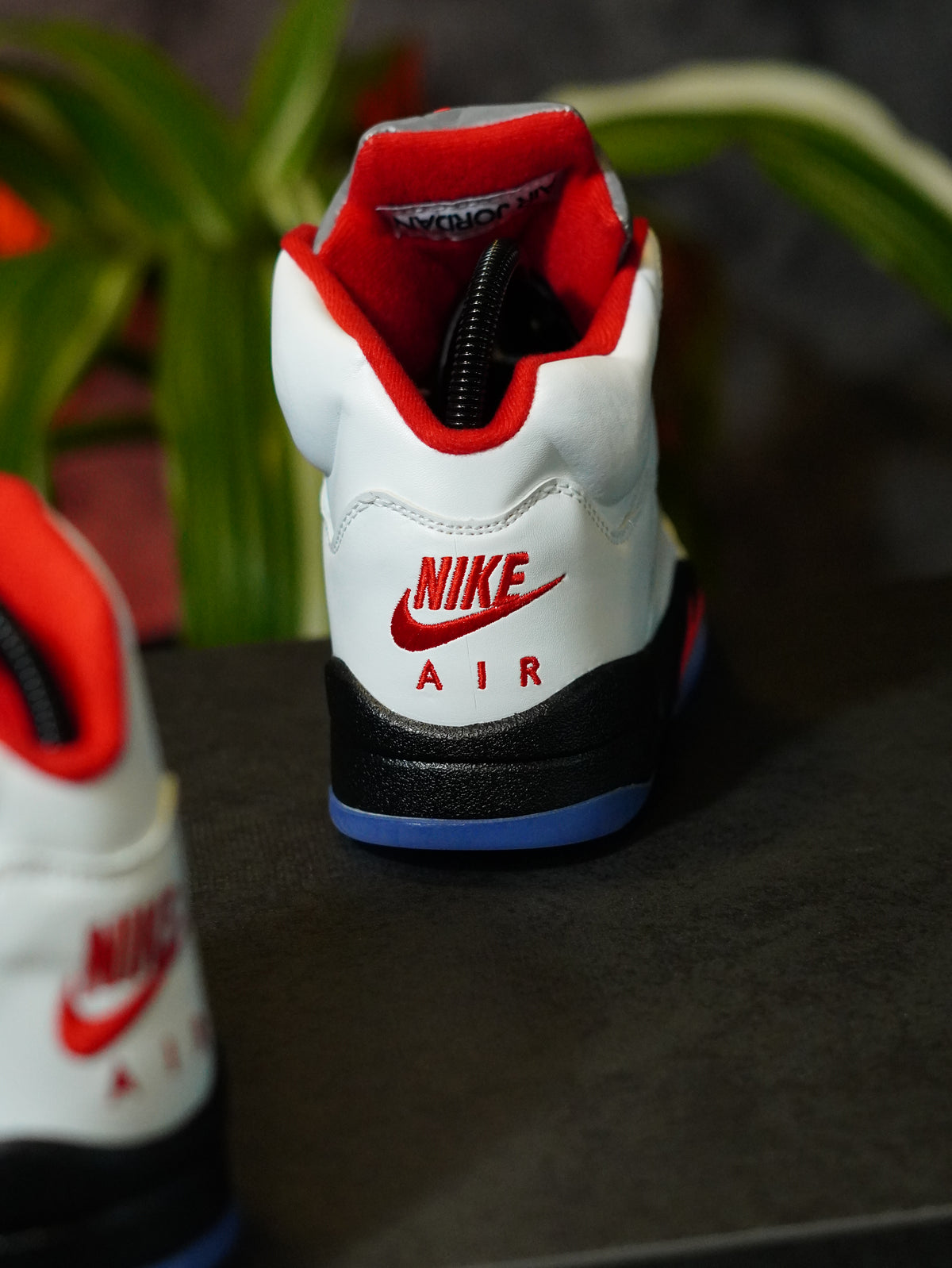 Air Jordan 5 Retro "Fire Red"