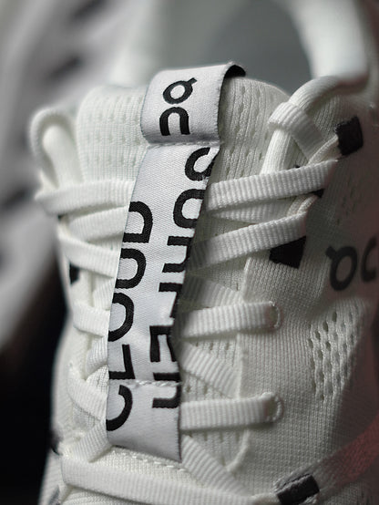 On Running Cloudsurfer / White / Frost