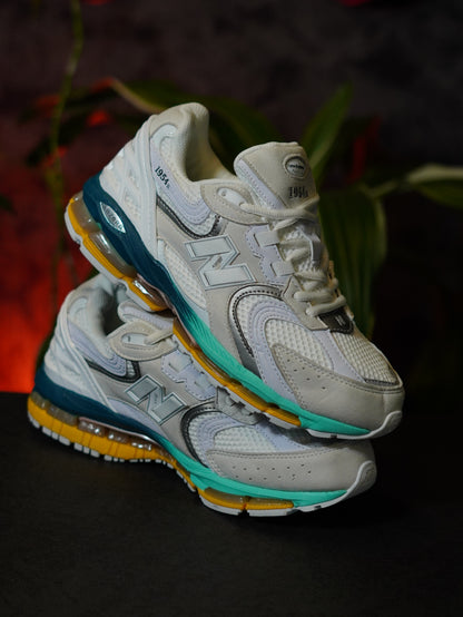 New Balance 1954R "Reflection White Bright Mint"