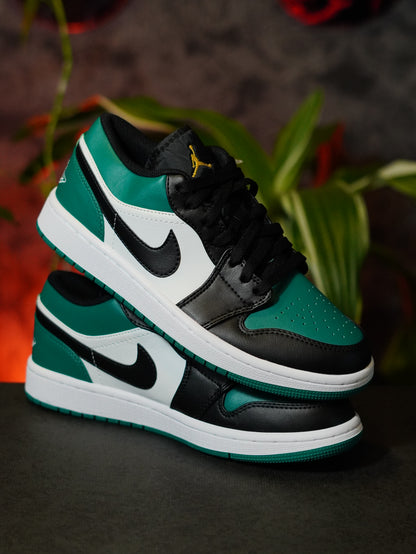 Air Jordan 1 Low "Green Toe"