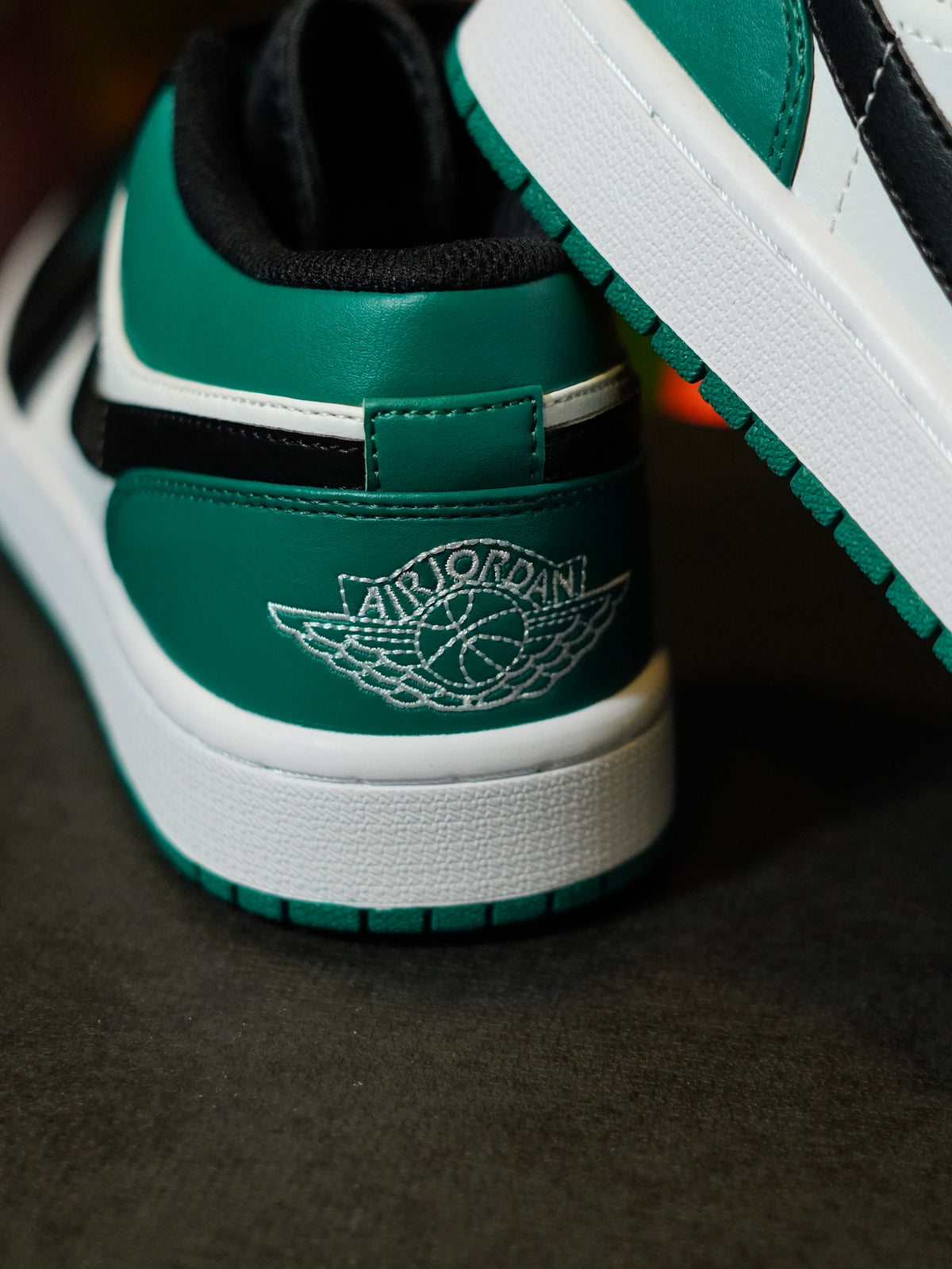 Air Jordan 1 Low "Green Toe"