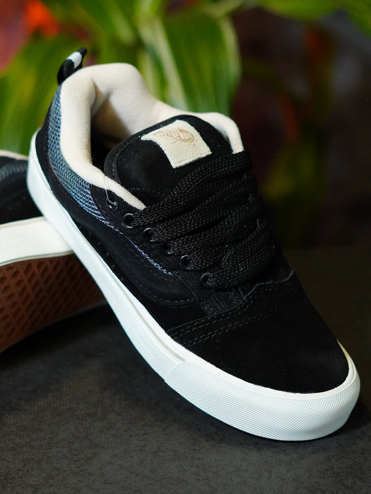 Vans Knu Skool VR3 Black/White
