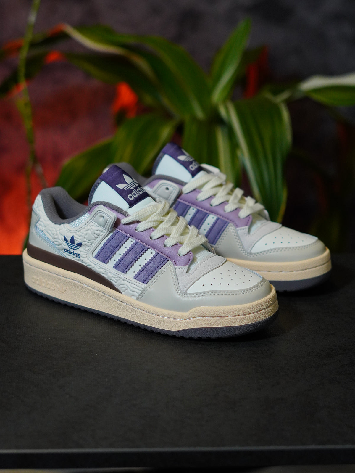 adidas Forum 84 Low "Off White / Collegiate