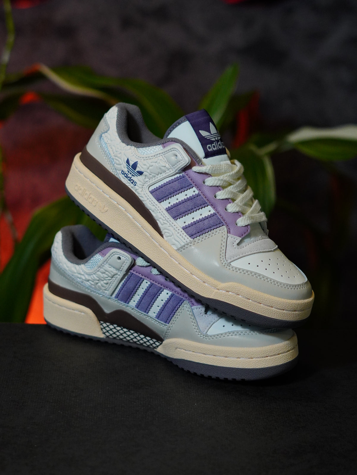 adidas Forum 84 Low "Off White / Collegiate
