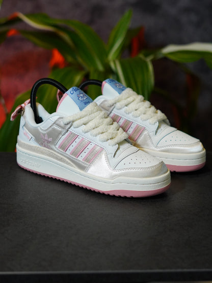 Disney x adidas Forum Low "The Aristocats Marie"