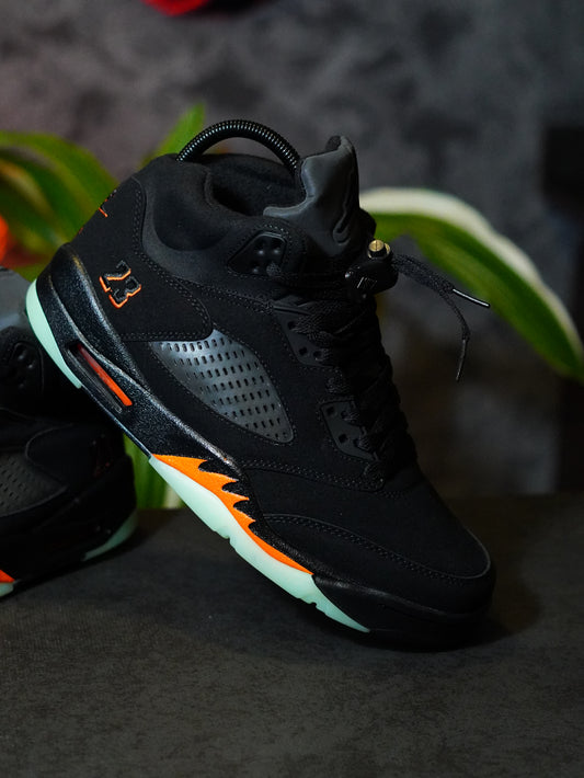 Air Jordan 5 Retro OG "Halloween