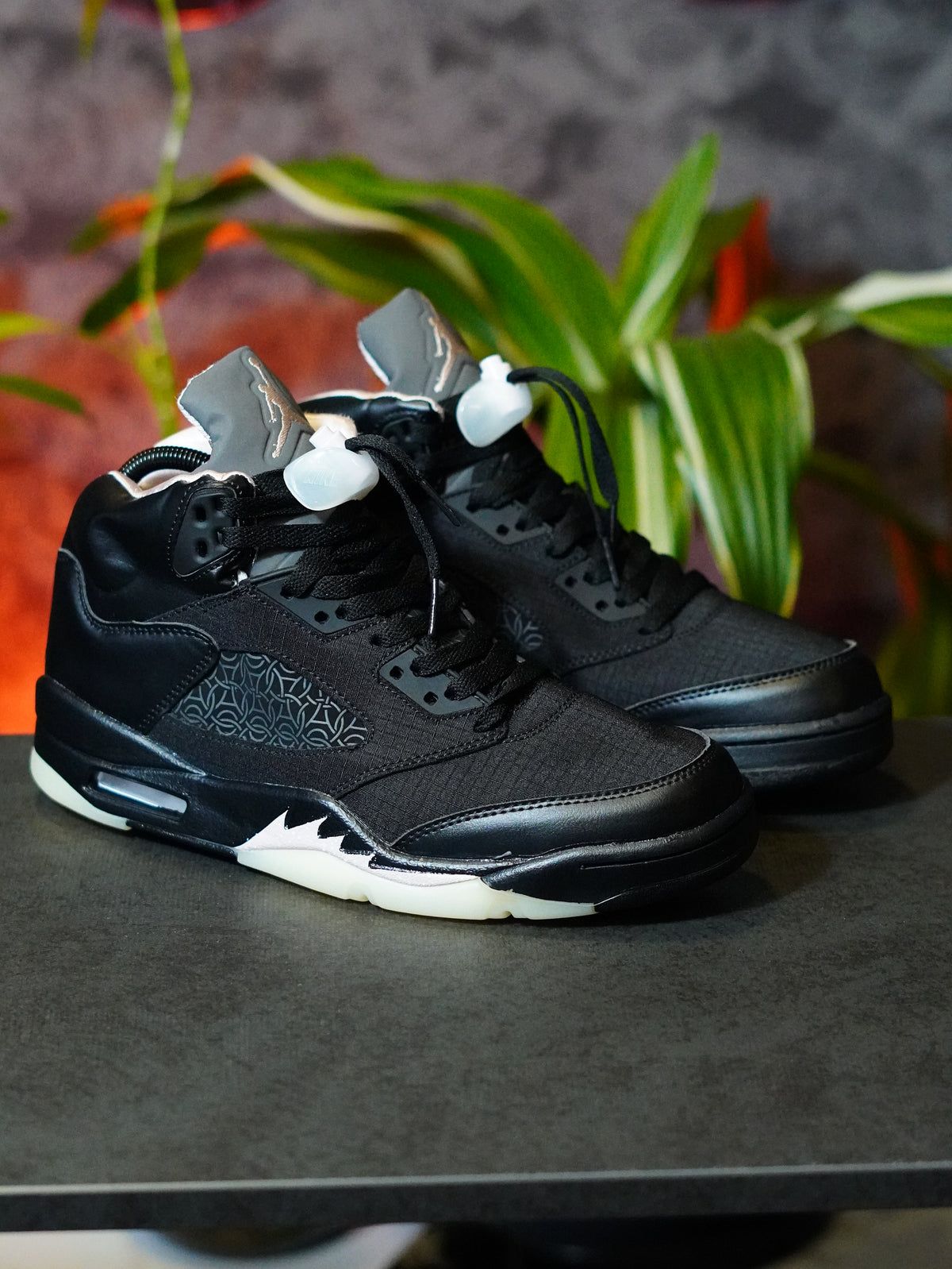 Air Jordan 5 Retro x Paris Saint-Germain "Off Noir