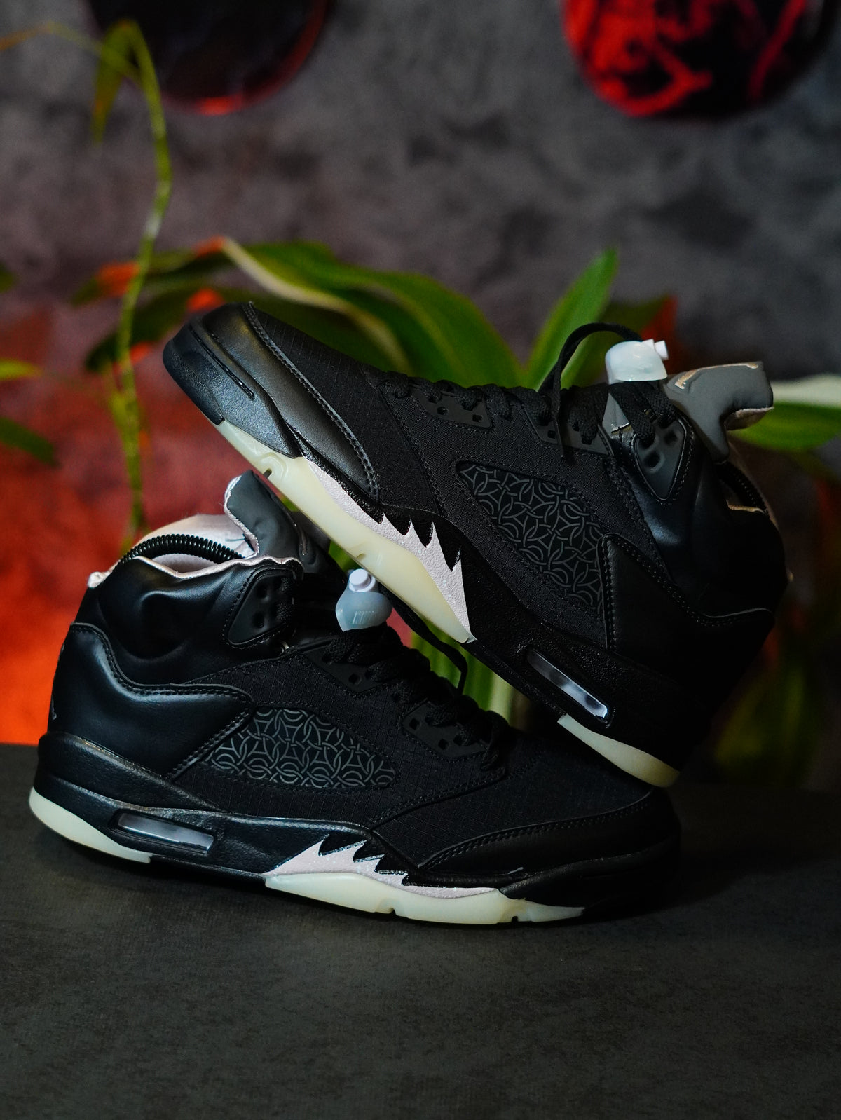 Air Jordan 5 Retro x Paris Saint-Germain "Off Noir