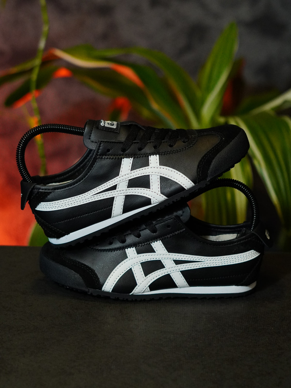 Onitsuka Tiger Mexico 66 "Black / White"