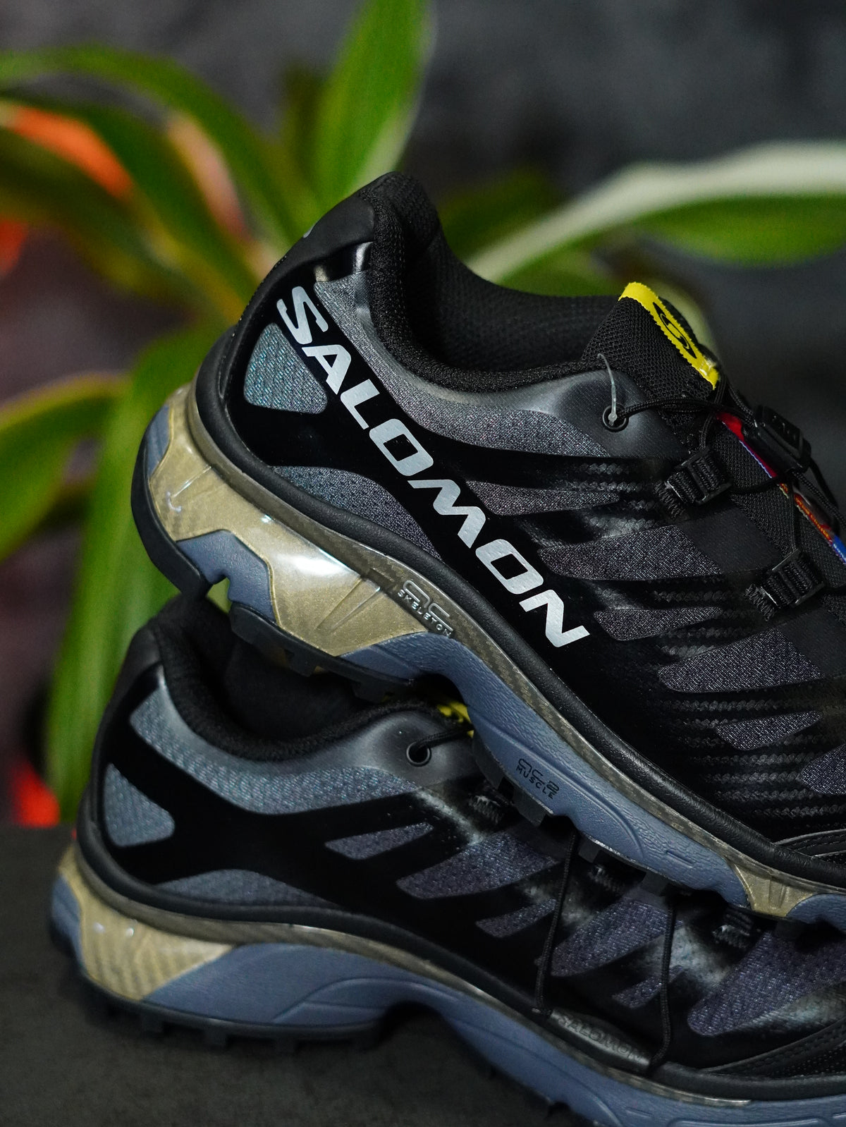 Salomon XT-4 OG "Black / Ebony / Silver Metallic"