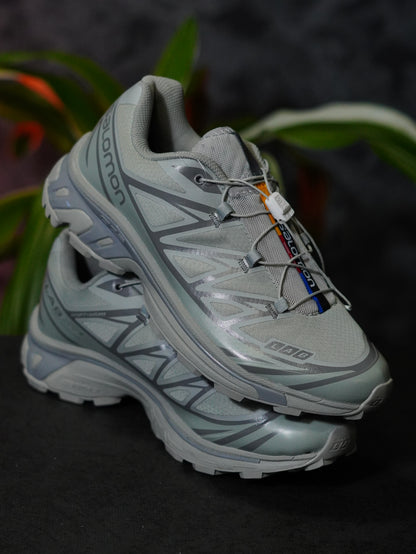 Salomon XT-6 "Ghost Gray".