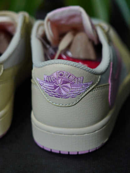 Air Jordan 1 Retro Low OG SP x Travis Scott "Muslin and Shy Pink"