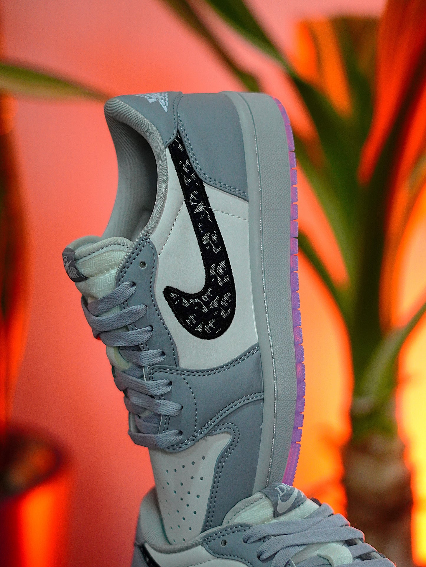 Jordan Retro Low x DIOR – SOOULSHOPP - Main Image