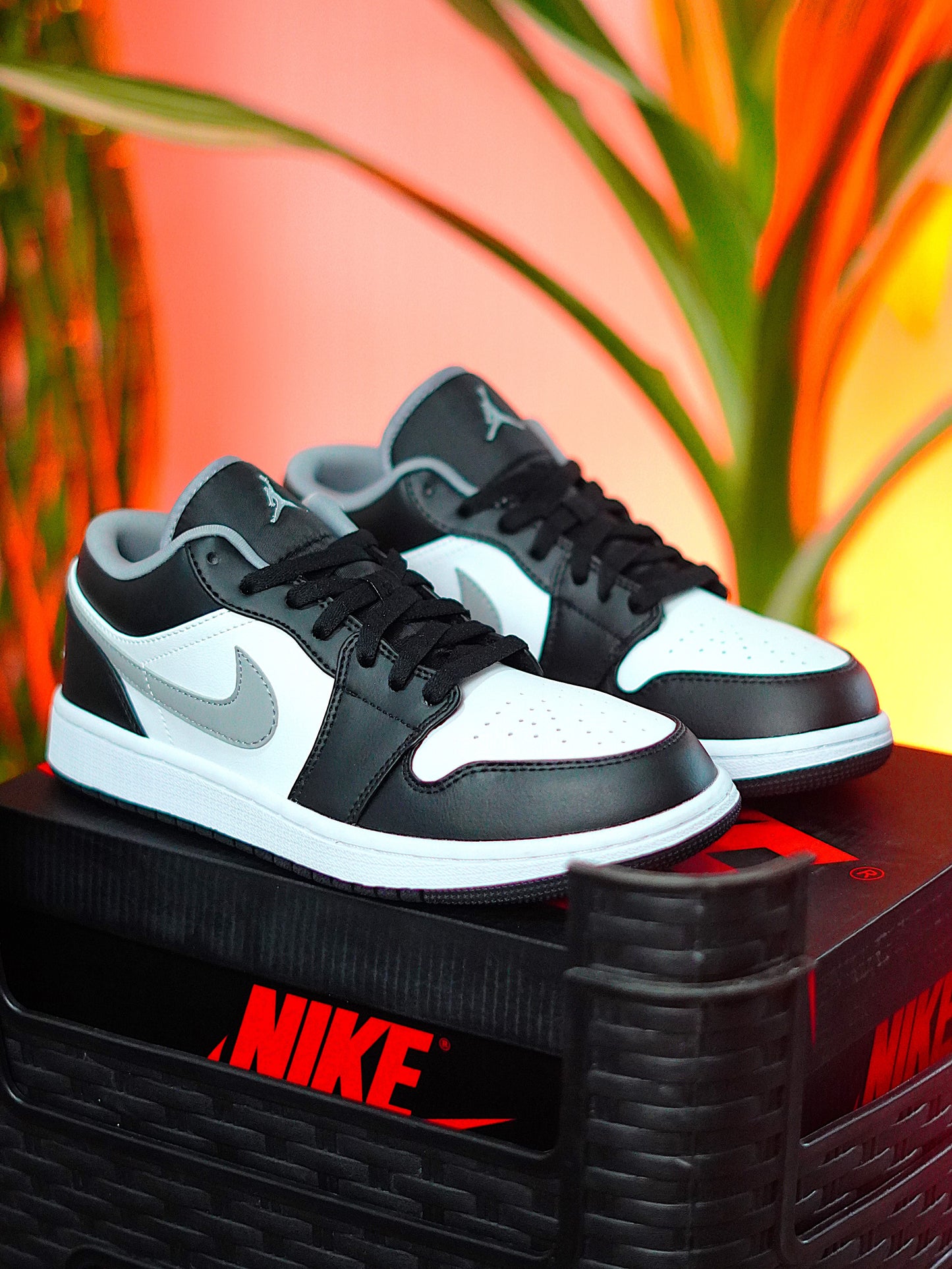 Nike Jordan Retro 1 Low - Negro Blanco