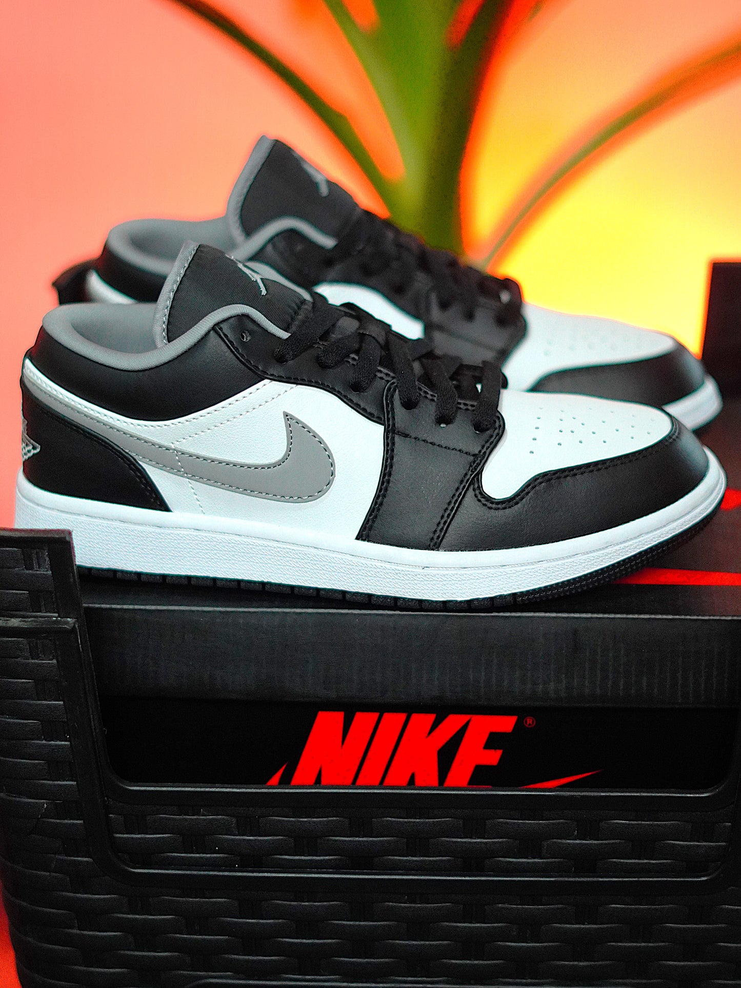 Nike Jordan Retro 1 Low - Negro Blanco