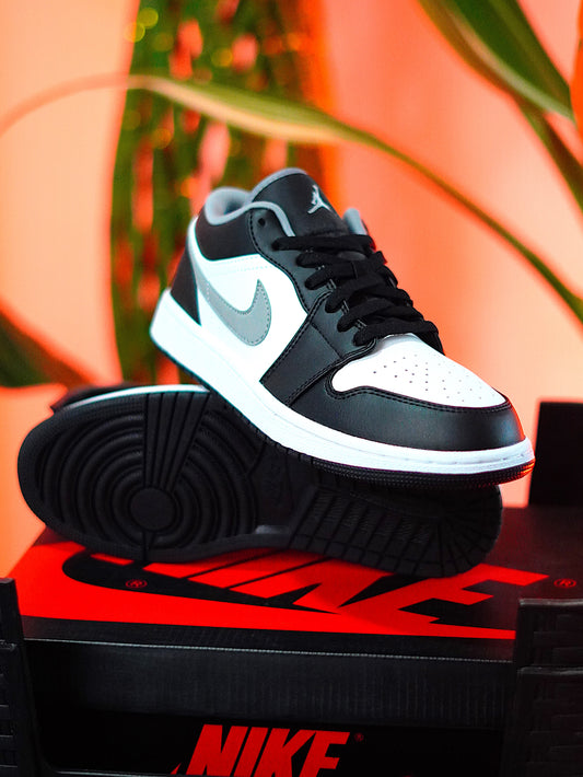 Nike Jordan Retro 1 Low - Negro Blanco