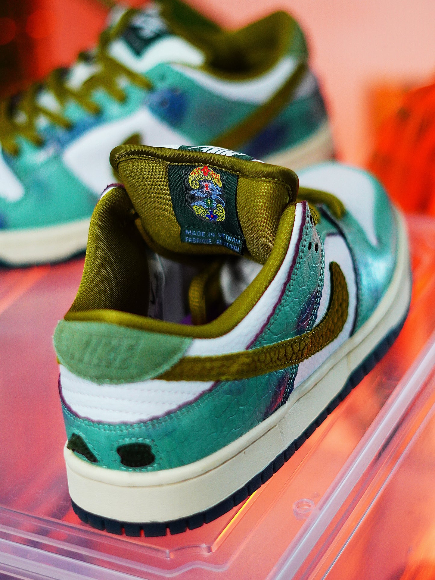 Nike Dunk Low SB "Alexis Sablone Chameleon"