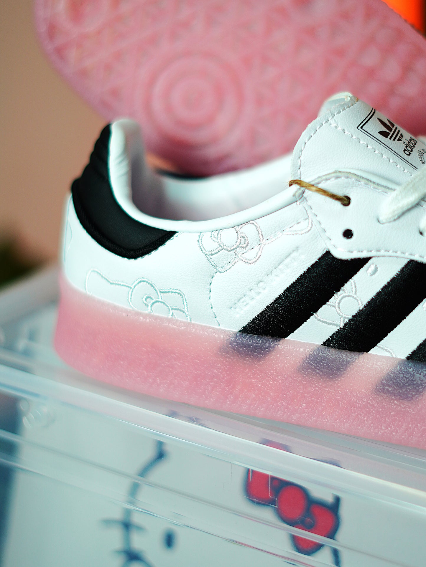 Adidas Samba x Hello Kitty