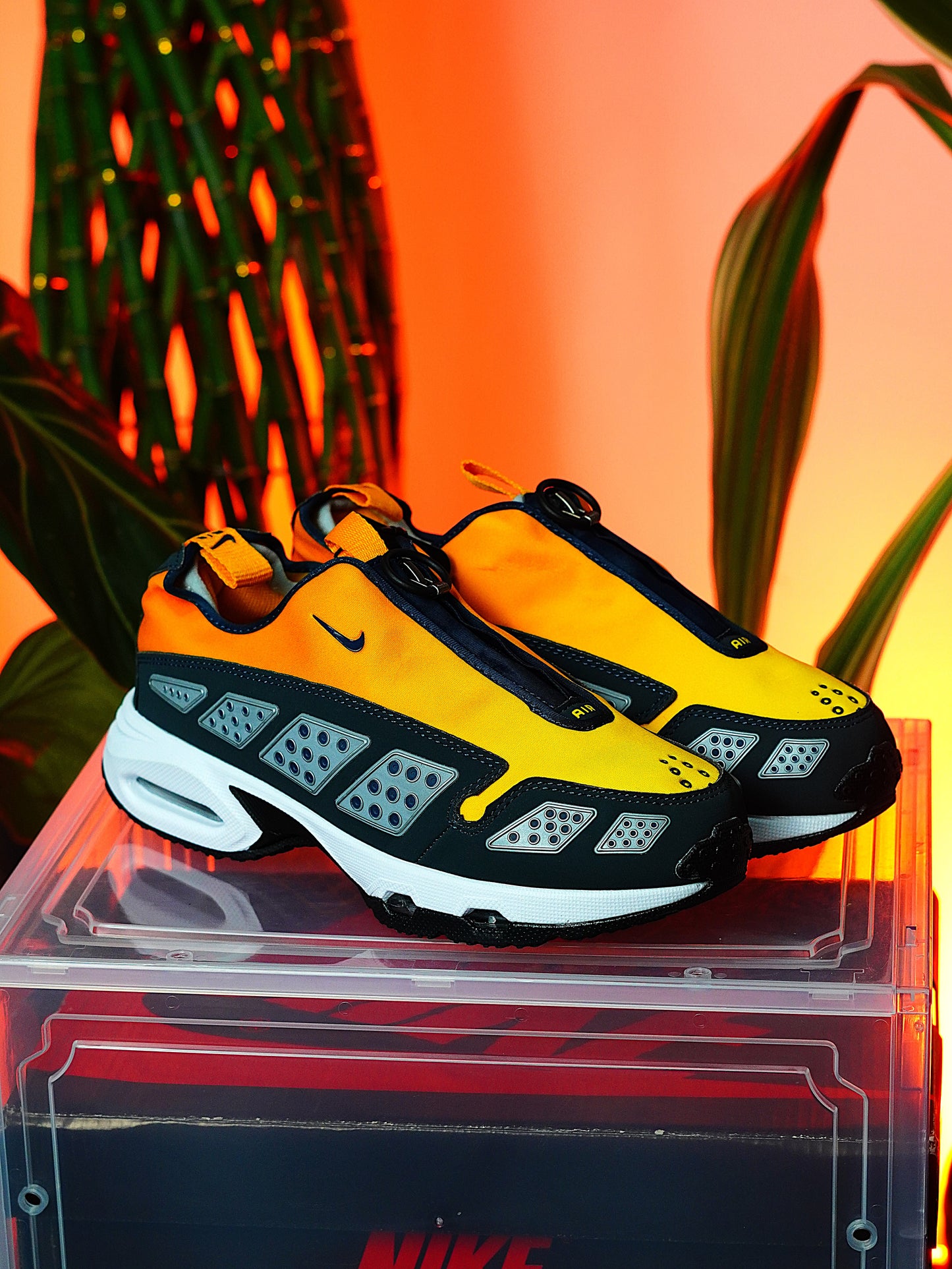 Nike Air Max SNDR - Canyon Gold