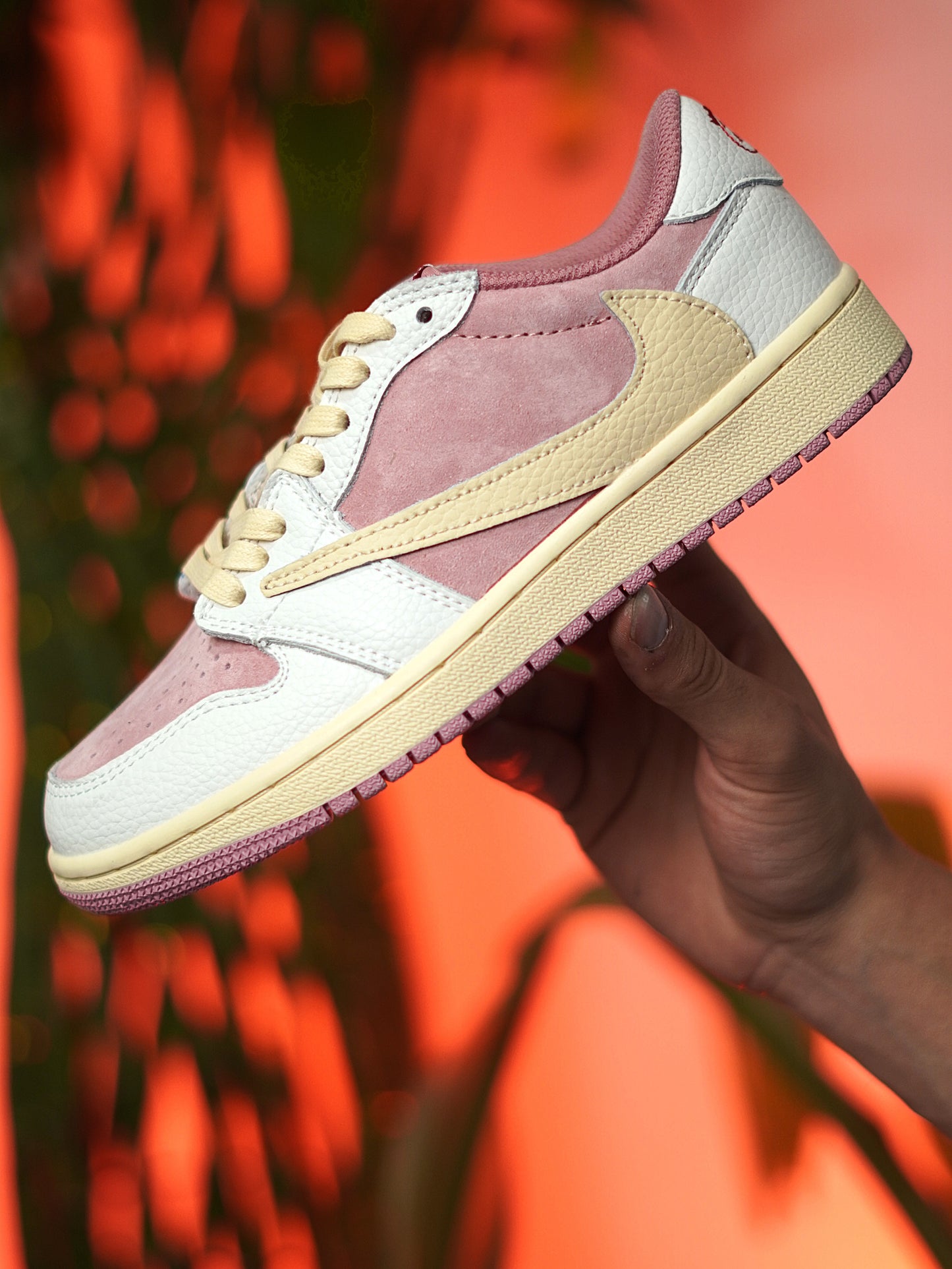 Nike Air Jordan Retro 1 Low Travis Scott - PINK MUSLIN