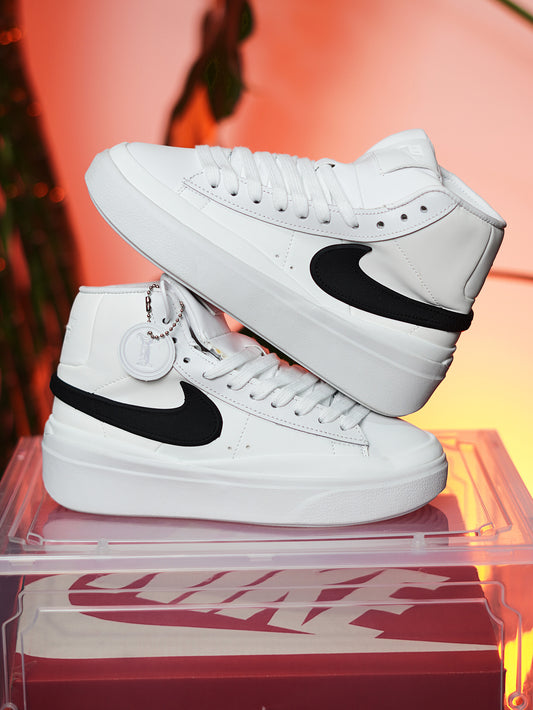 Nike Blazer - White