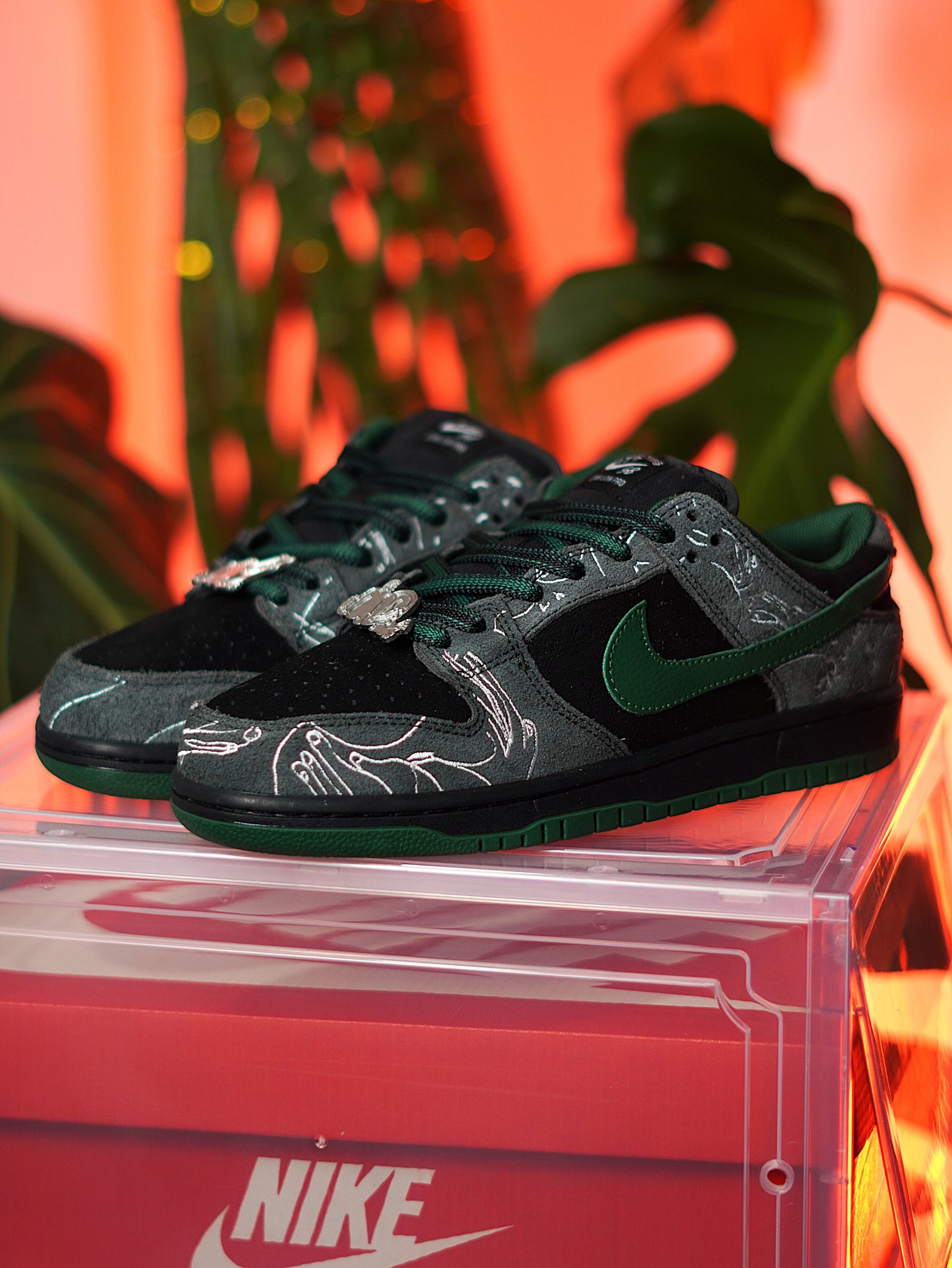 Nike Dunk Low SB Pro THERE Skateboards